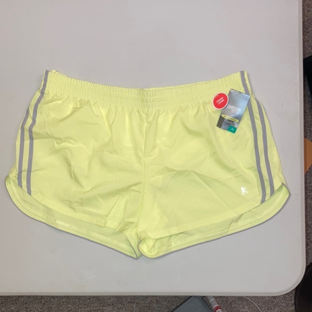 🐸 Yellow DANSKIN NOW Lined Loose Fit Performance Shorts w/Stripe Sz XL NWT
